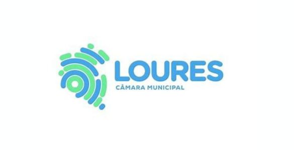 Logótipo da Câmara Municipal de Loures, composto por um símbolo gráfico circular em azul e verde e pela inscrição 